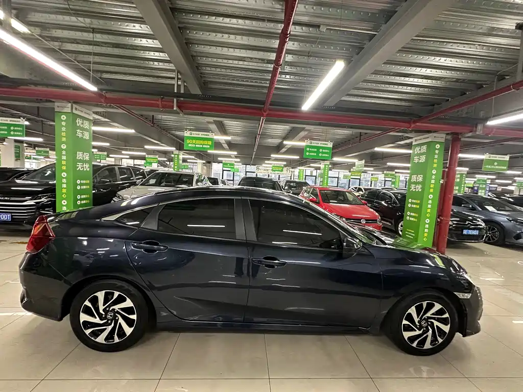 Civic 2016 220TURBO CVT Deluxe Edition купить на сайте DeffCars