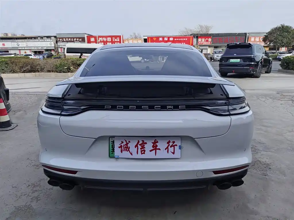 Panamera New Energy 2022 Panamera 4 E-Hybrid Platinum Edition 2.9T купить на сайте DeffCars