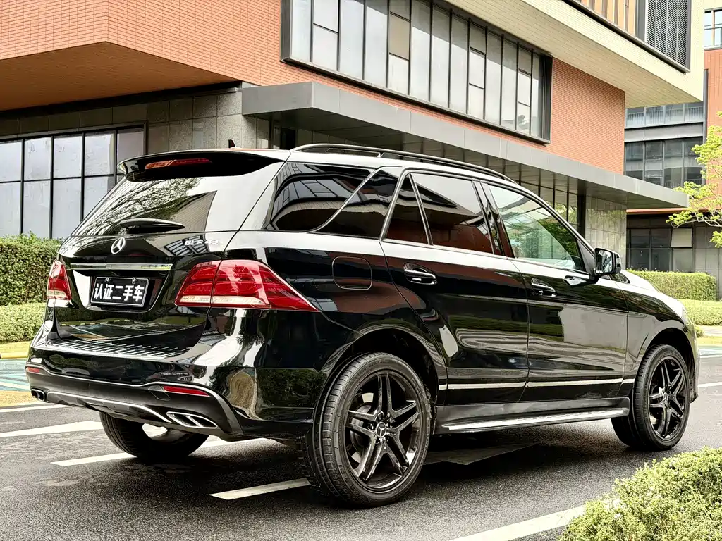 Mercedes-Benz GLE AMG 2017 AMG GLE 43 4MATIC купить на сайте DeffCars