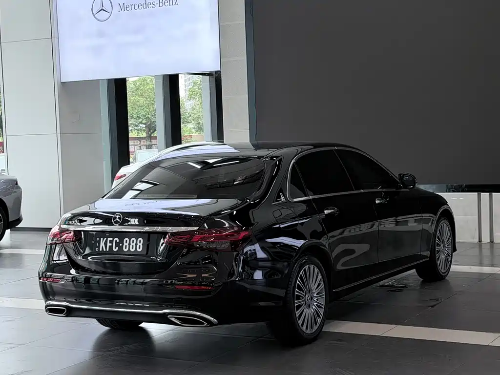 Mercedes-Benz E-Class 2023 E 300 L Luxury Model купить на сайте DeffCars