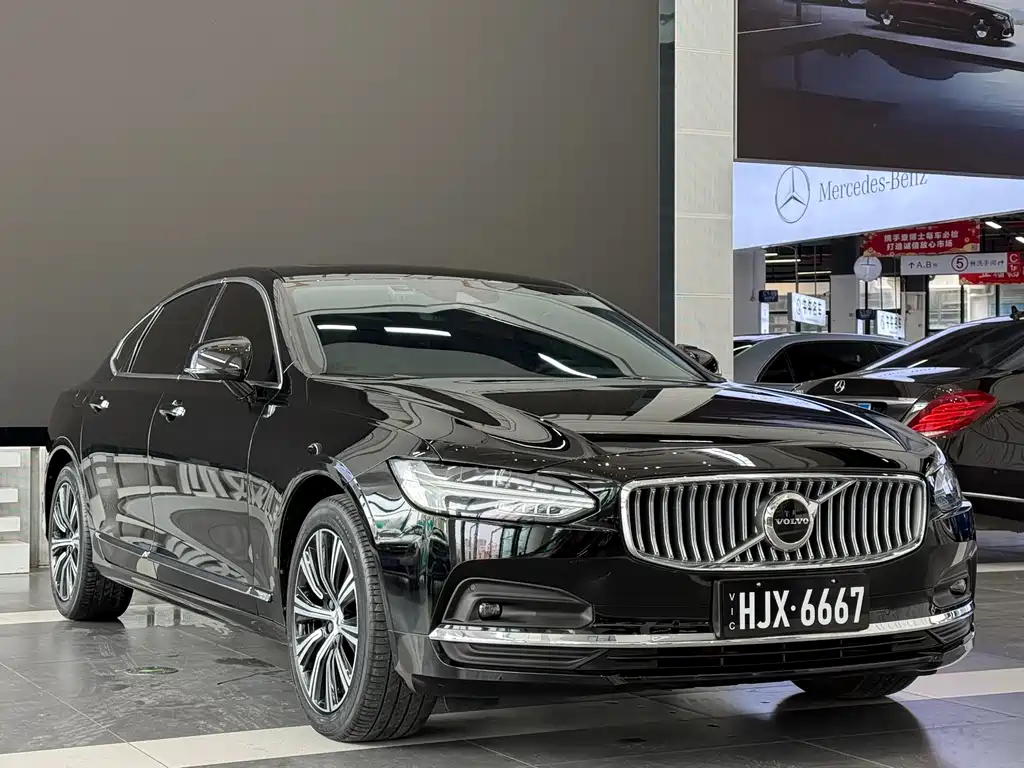 Volvo S90 2021 B5 Zhiyuan Luxury Edition купить на сайте DeffCars
