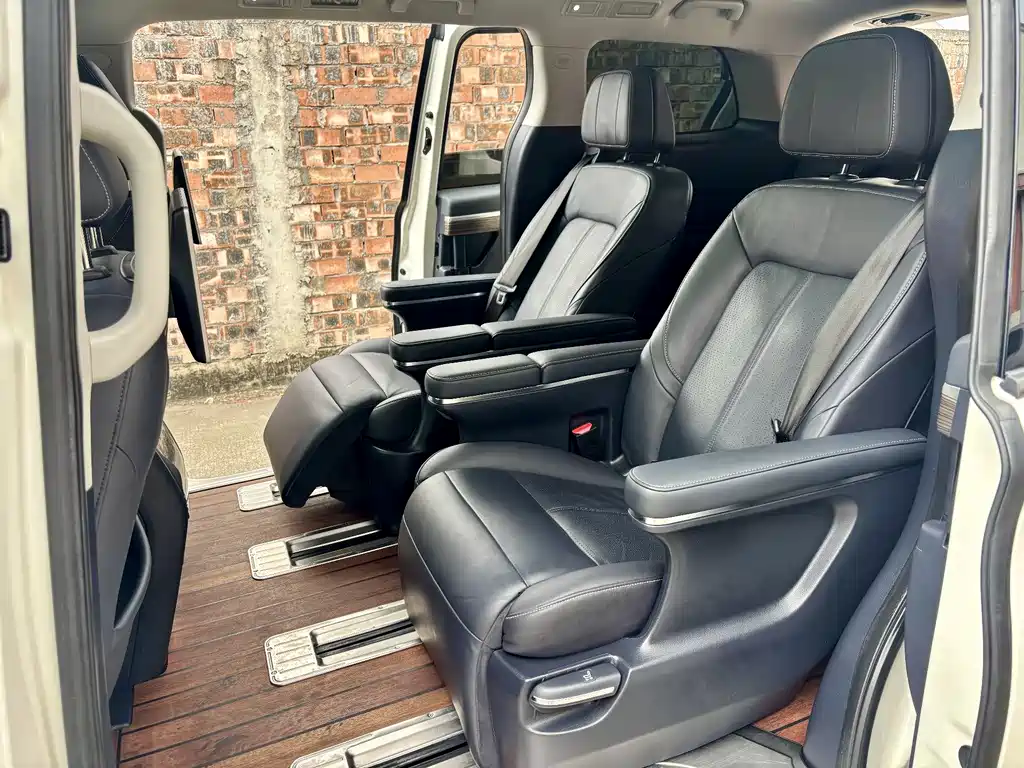 Trumpchi M8 2021 Lingxiu Series 390T Flagship Edition купить на сайте DeffCars