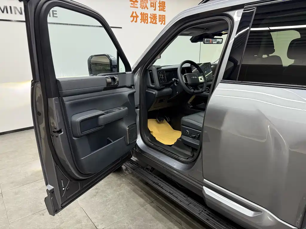 Leopard 5 2025 Yunnan Laser Qiankun Smart Driving Edition купить на сайте DeffCars