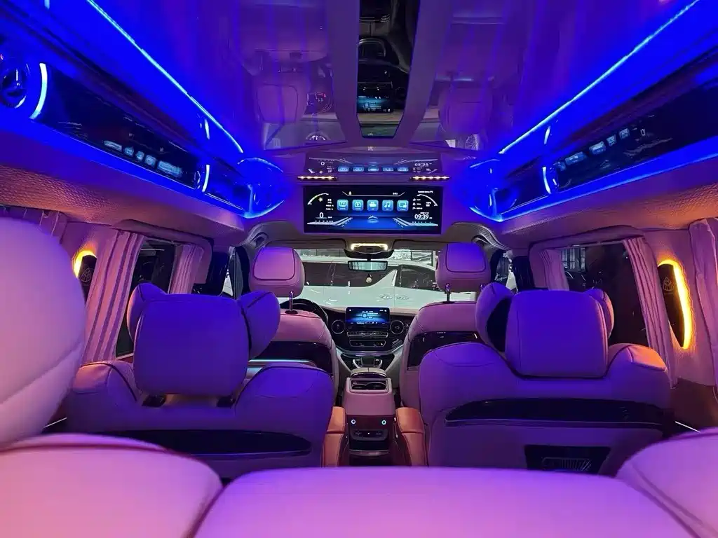 Mercedes-Benz V-Class 2022 V 260 L Long Wheelbase Luxury Edition купить на сайте DeffCars