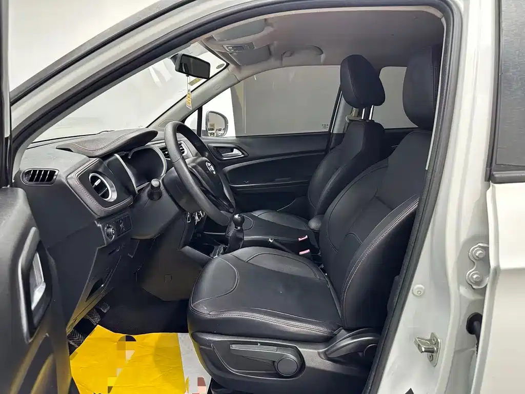 Zhonghua V3 2016 1.5L manual comfort type купить на сайте DeffCars