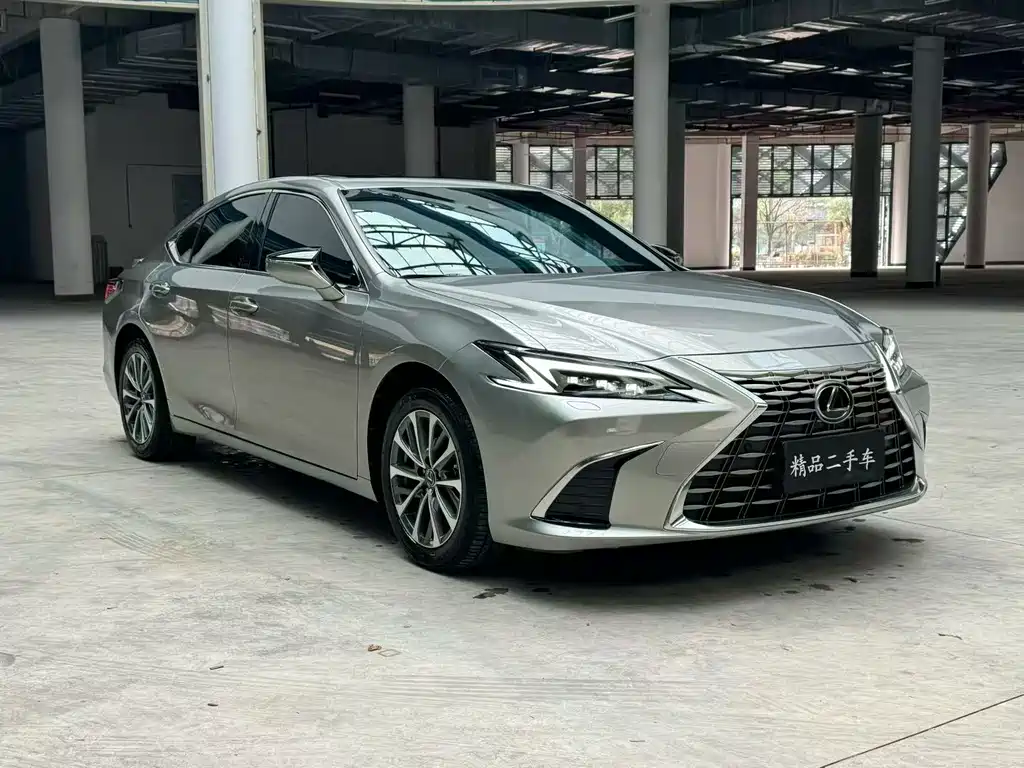 Lexus ES 2025 300h Premium Edition купить на сайте DeffCars