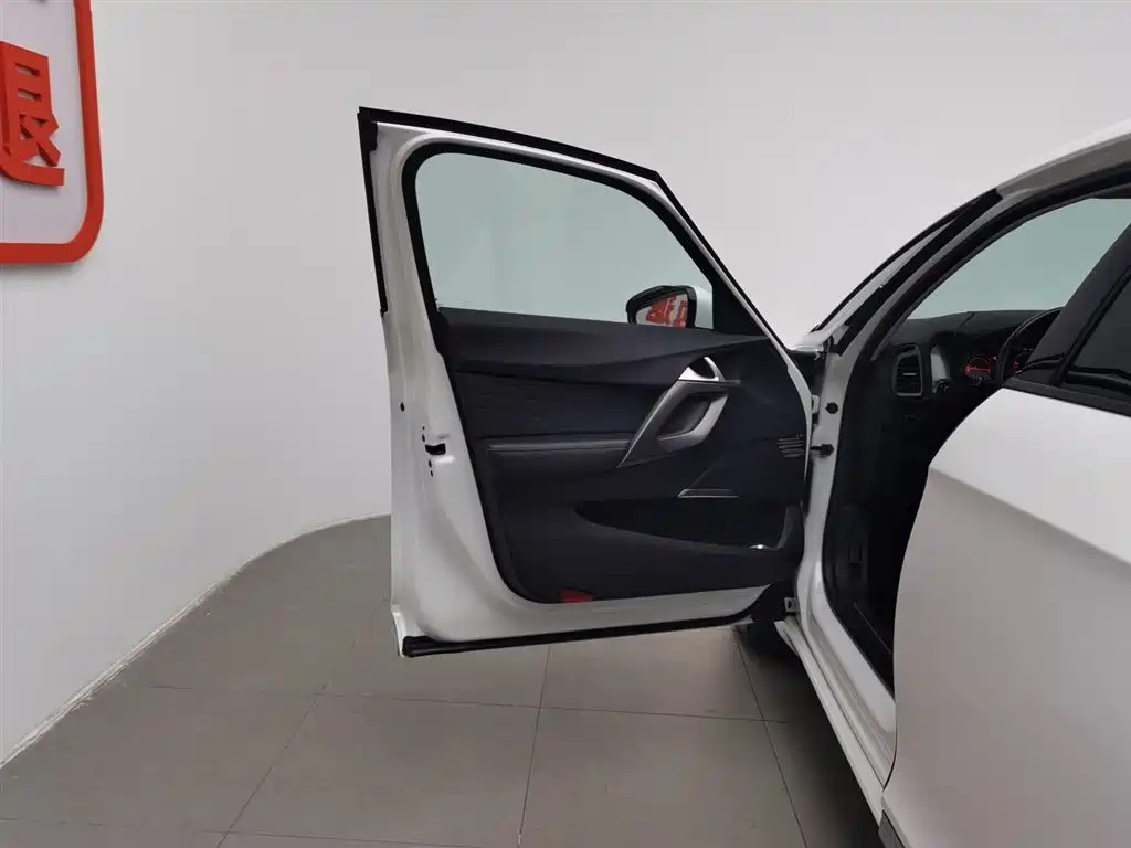 DS 5 2014 1.6T elegant version THP160 купить на сайте DeffCars