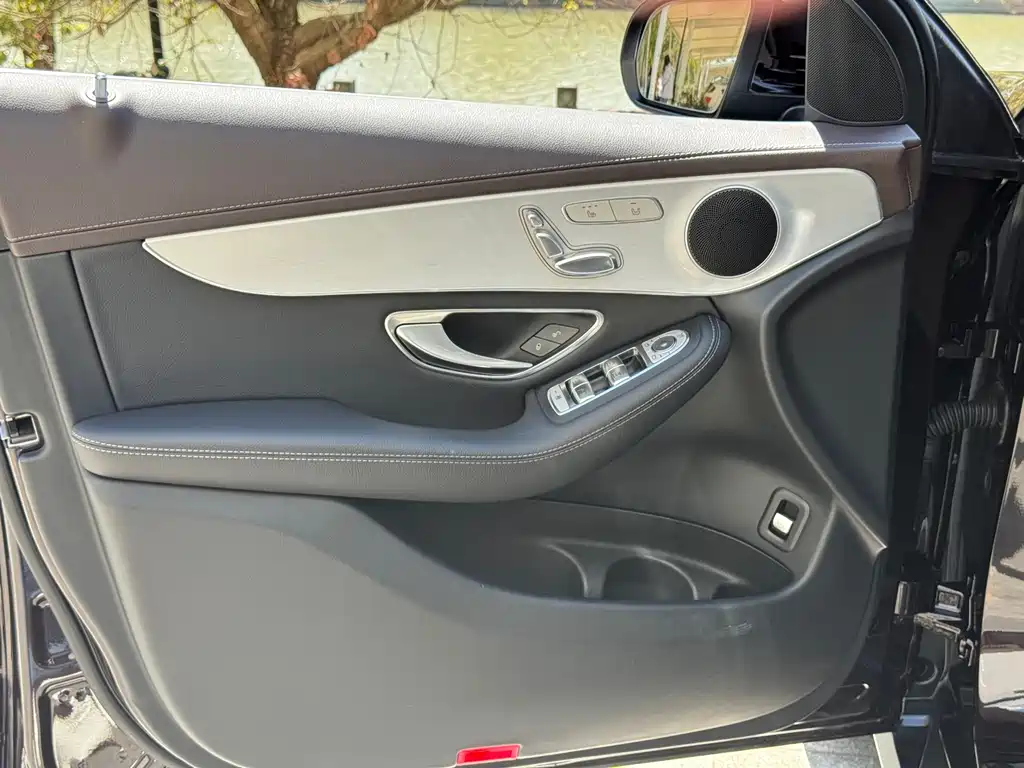 Mercedes-Benz GLC 2022 GLC 260 L 4MATIC Dynamic купить на сайте DeffCars