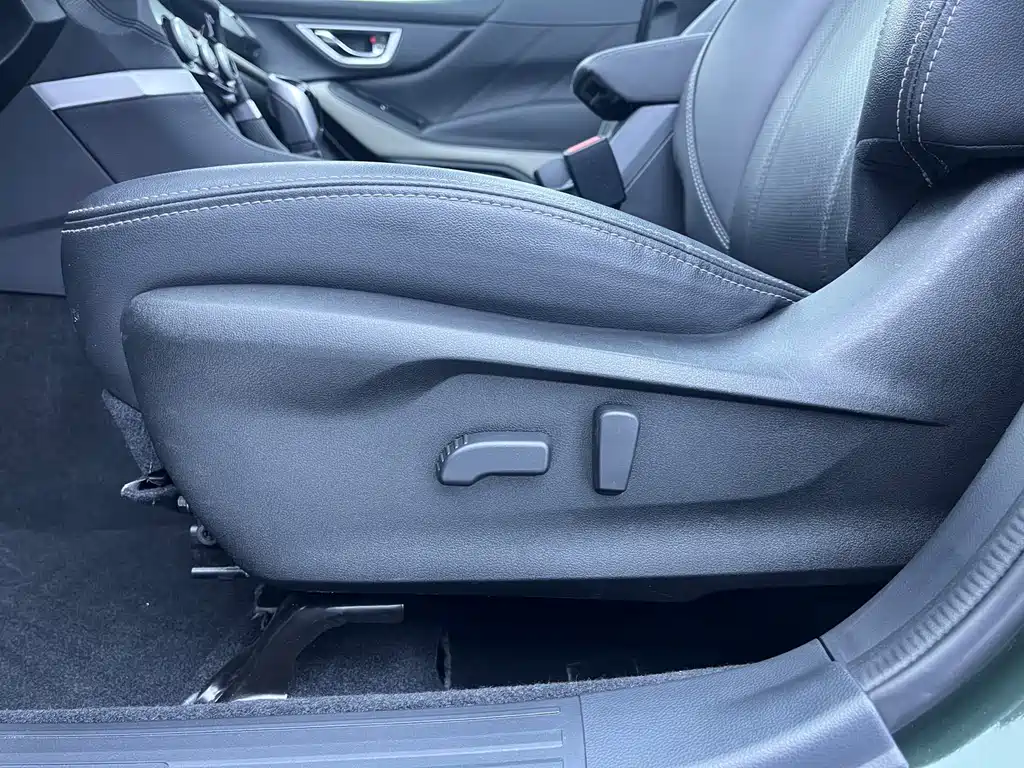 Forester 2022 2.0i AWD Deluxe Edition купить на сайте DeffCars