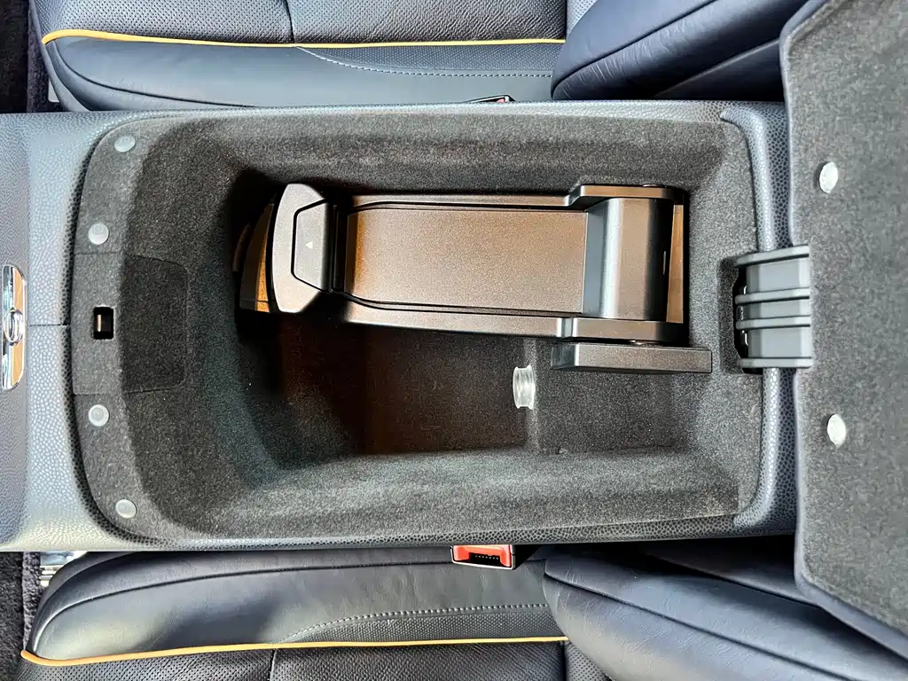 Phantom 2013 6.6T standard model купить на сайте DeffCars