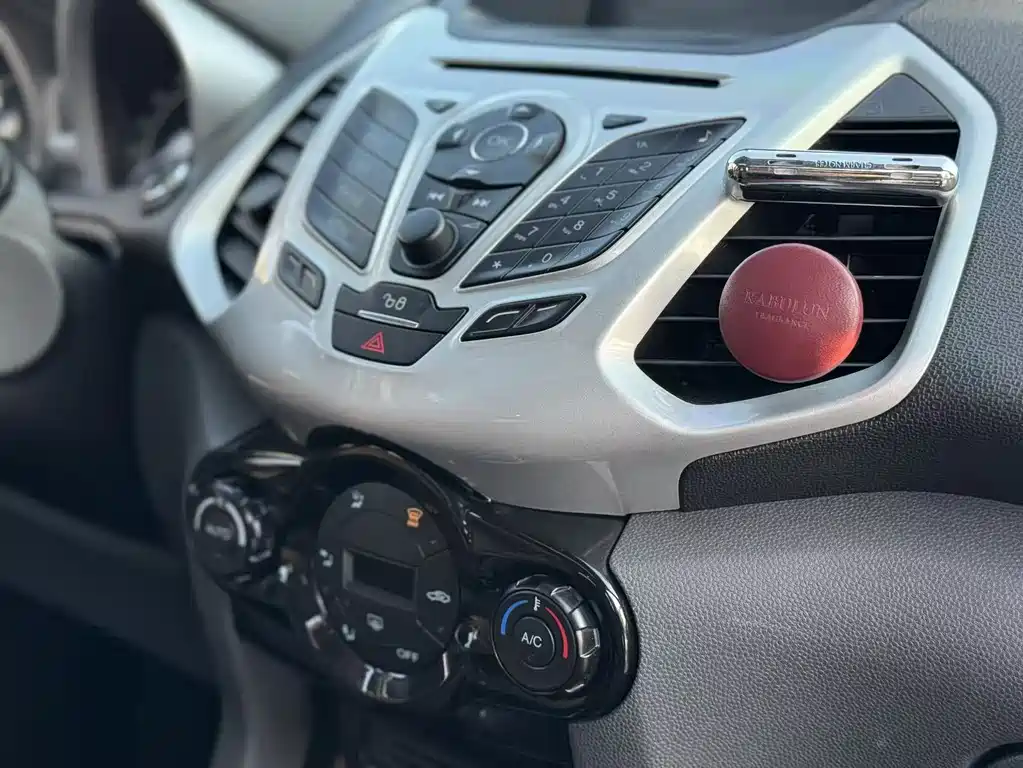 Yibo 2013 1.5L automatic premium model купить на сайте DeffCars