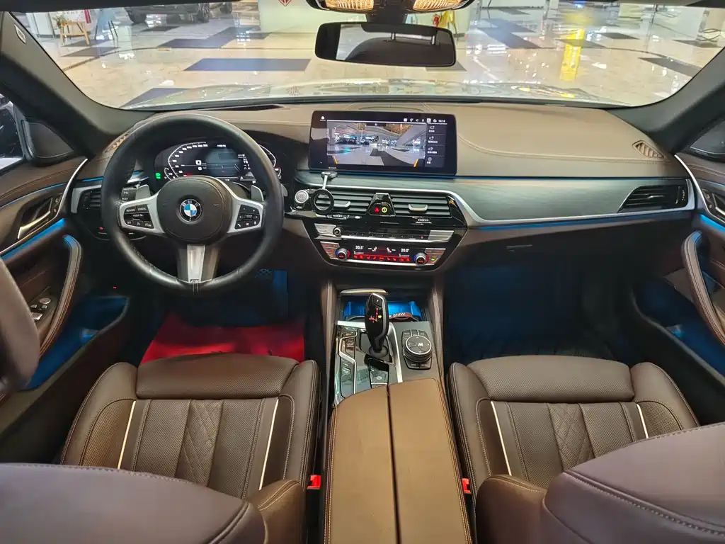 BMW 5 Series 2021 Facelift 530Li Exclusive M Sports Package купить на сайте DeffCars