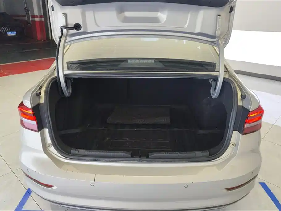 Lavida 2021 280TSI DSG Deluxe Edition купить на сайте DeffCars