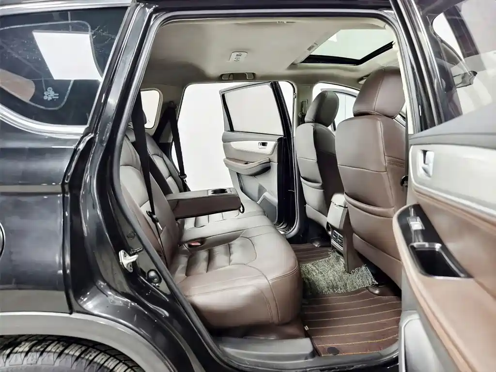 Jingyi X5 2017 1.6L manual luxury model купить на сайте DeffCars
