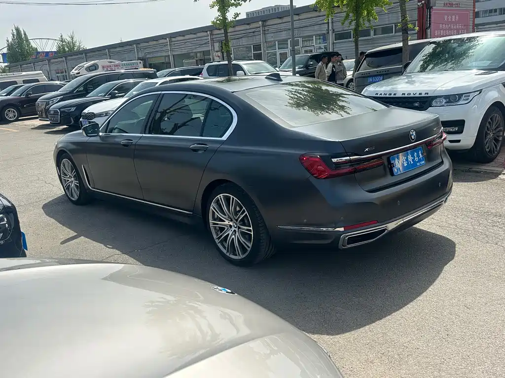 BMW 7 Series 2019 740Li xDrive Executive M Sports Package купить на сайте DeffCars