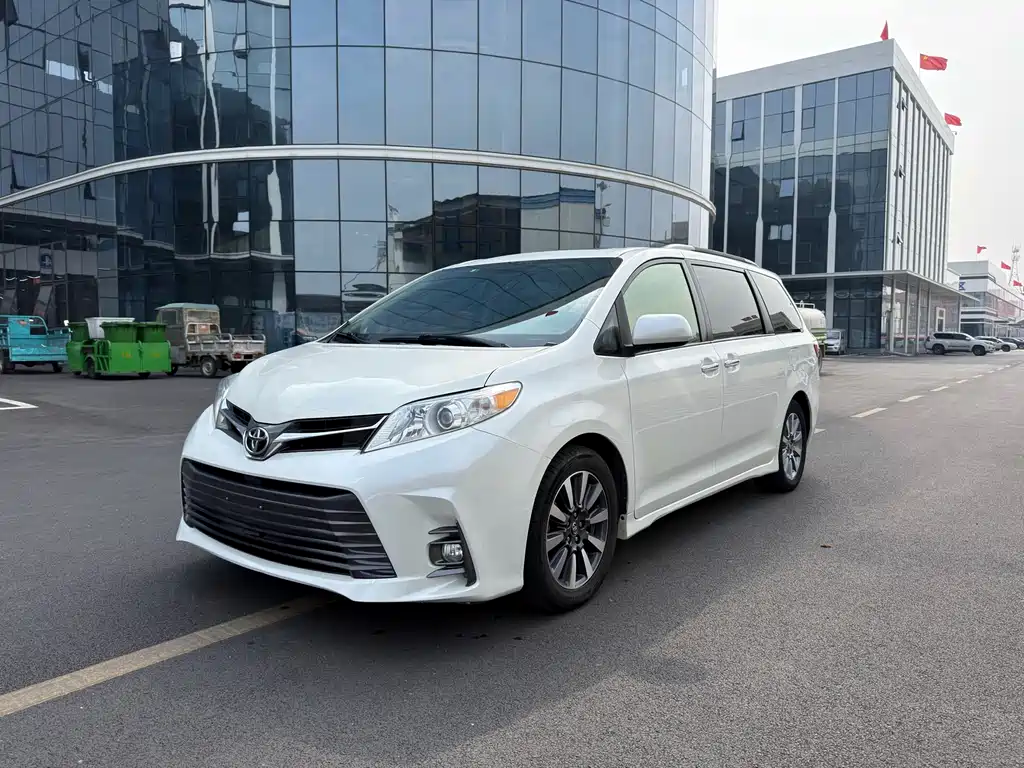 SIENNA 2015 3.5L 2WD L купить на сайте DeffCars