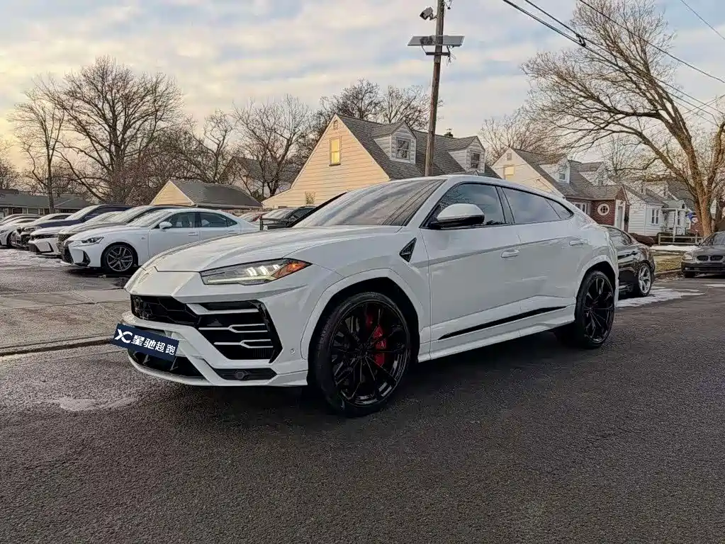 Urus 2018 4.0T V8 купить на сайте DeffCars