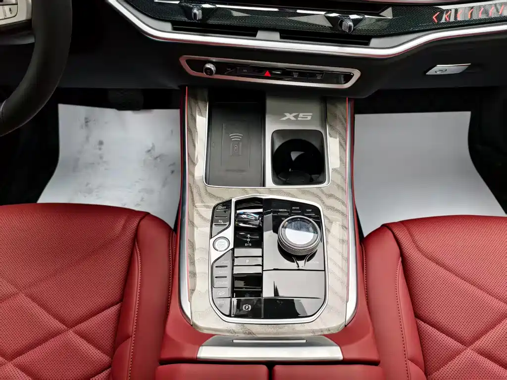 BMW X5 2026 facelift xDrive 40Li M Sports Night Package купить на сайте DeffCars