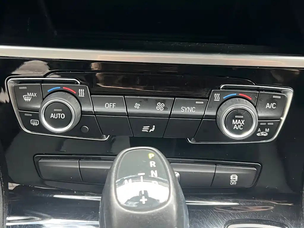 BMW 2 Series Touring 2016 218i Sports Design Package купить на сайте DeffCars