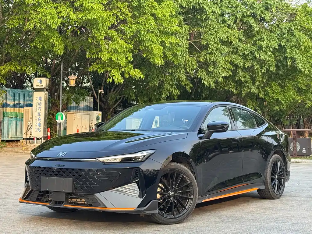 Changan UNI-V 2024 1.5T noble sports model купить на сайте DeffCars