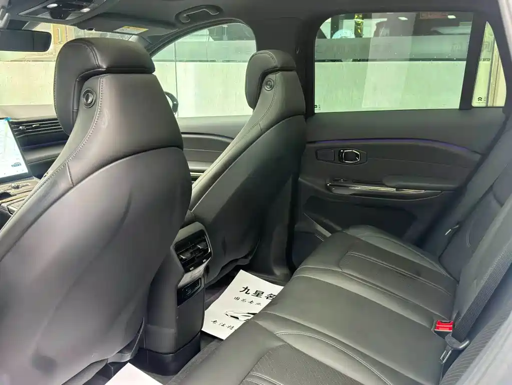 NIO ES6 2020 420KM Sports Edition купить на сайте DeffCars