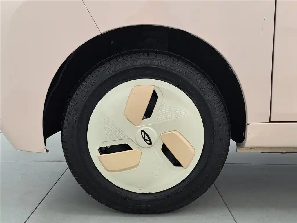 QQ Ice Cream 2022 170km Sundae Lithium Iron Phosphate купить на сайте DeffCars