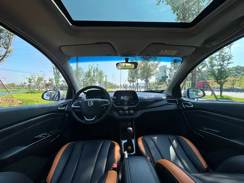 Baojun 310 2016 1.2L manual luxury model купить на сайте DeffCars