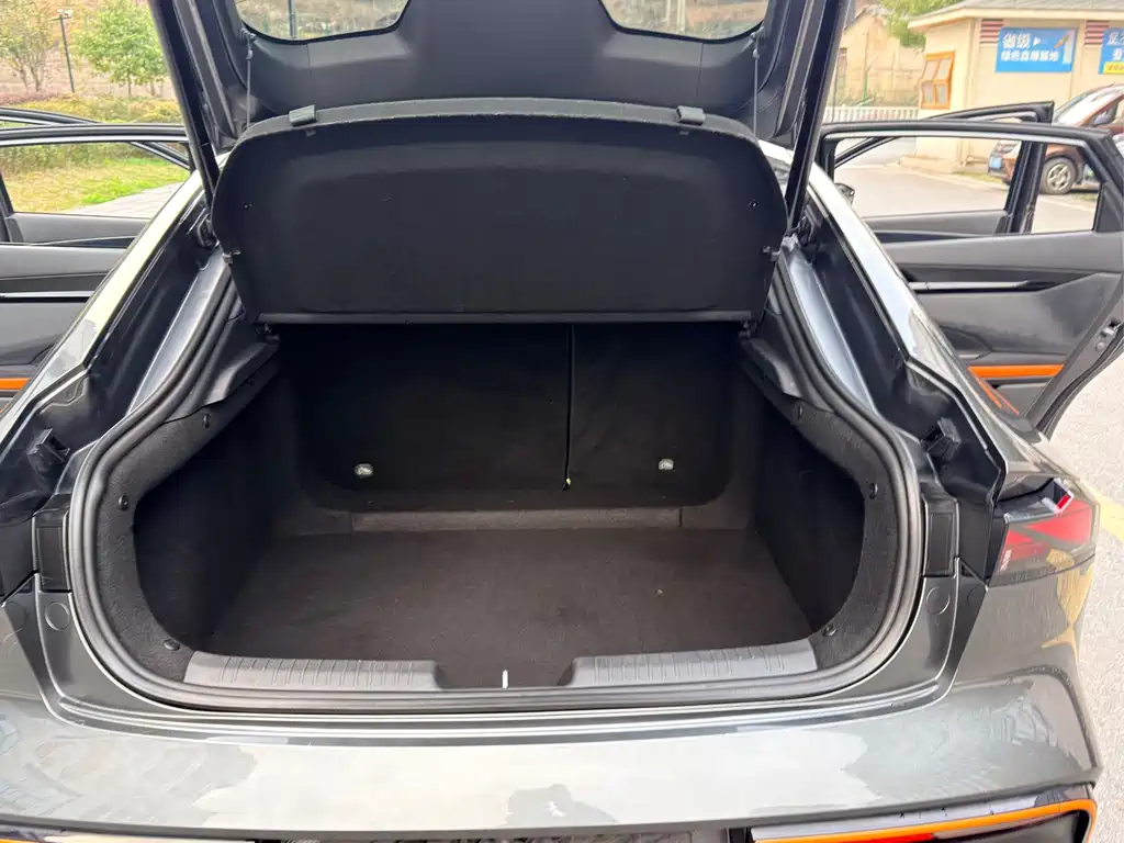 Changan UNI-V 2022 1.5T sports version купить на сайте DeffCars