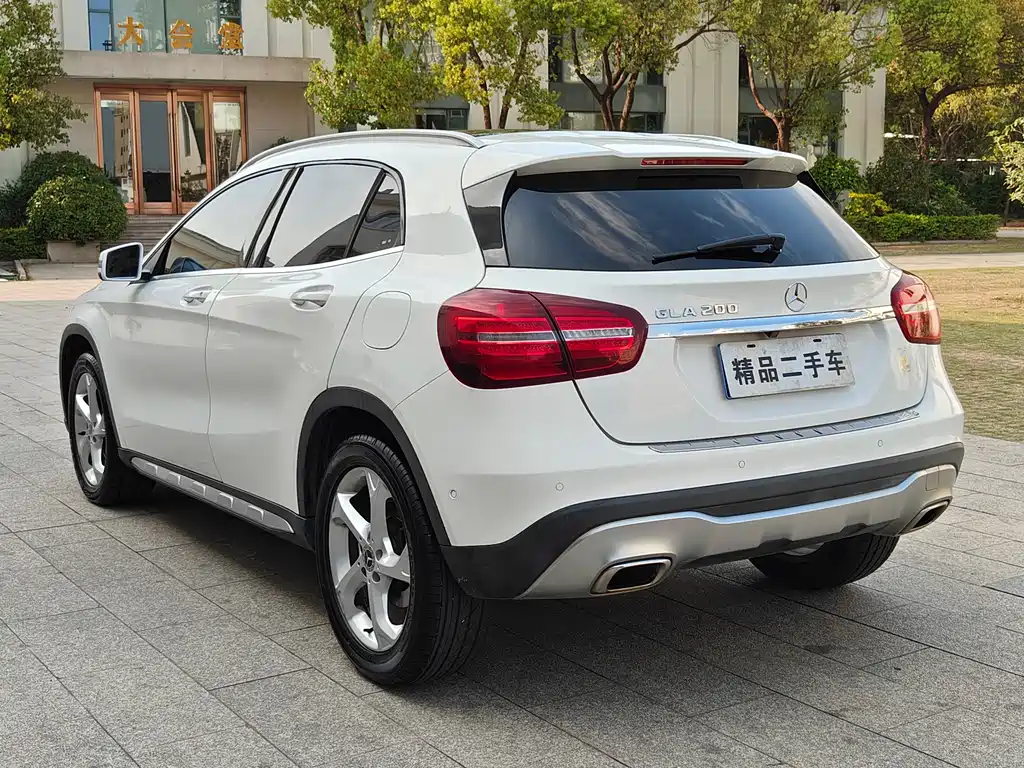 Mercedes-Benz GLA 2018 GLA 200 Dynamic купить на сайте DeffCars