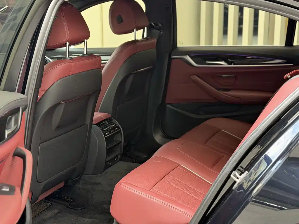 BMW 5 Series 2022 facelift 525Li M Sports Package купить на сайте DeffCars