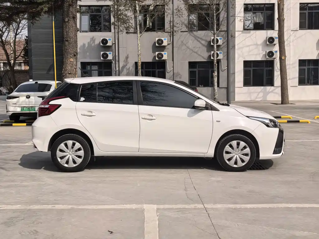 YARiS L Zhixuan 2016 facelift 1.5E CVT charming version купить на сайте DeffCars