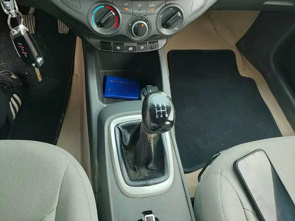 Sail 2015 Sail 3 1.5L manual ideal sunroof version купить на сайте DeffCars