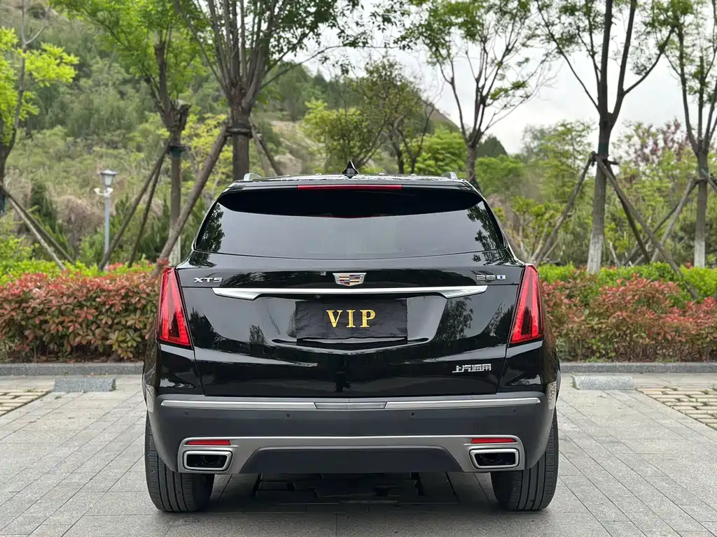 Cadillac XT5 2022 2.0T two-wheel drive luxury model купить на сайте DeffCars