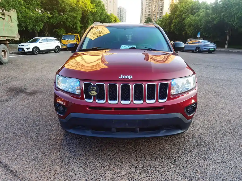 Compass Import 2012 2.4L 4WD Deluxe Edition купить на сайте DeffCars