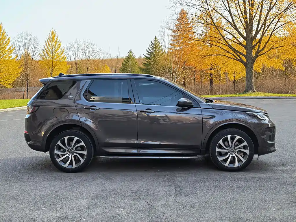 Discovery Sport 2022 249PS Metropolis Edition 5-seater купить на сайте DeffCars