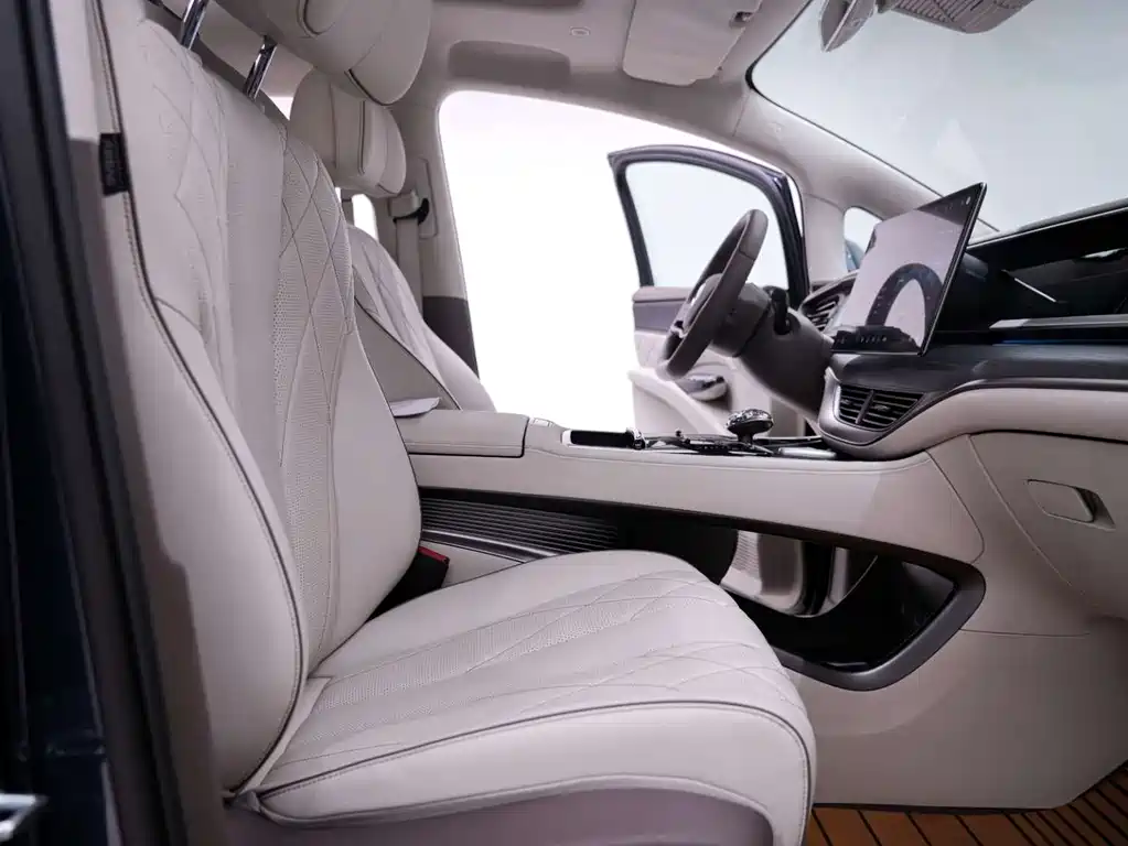 Denza D9 2022 DM-i 970 four-wheel drive flagship model купить на сайте DeffCars
