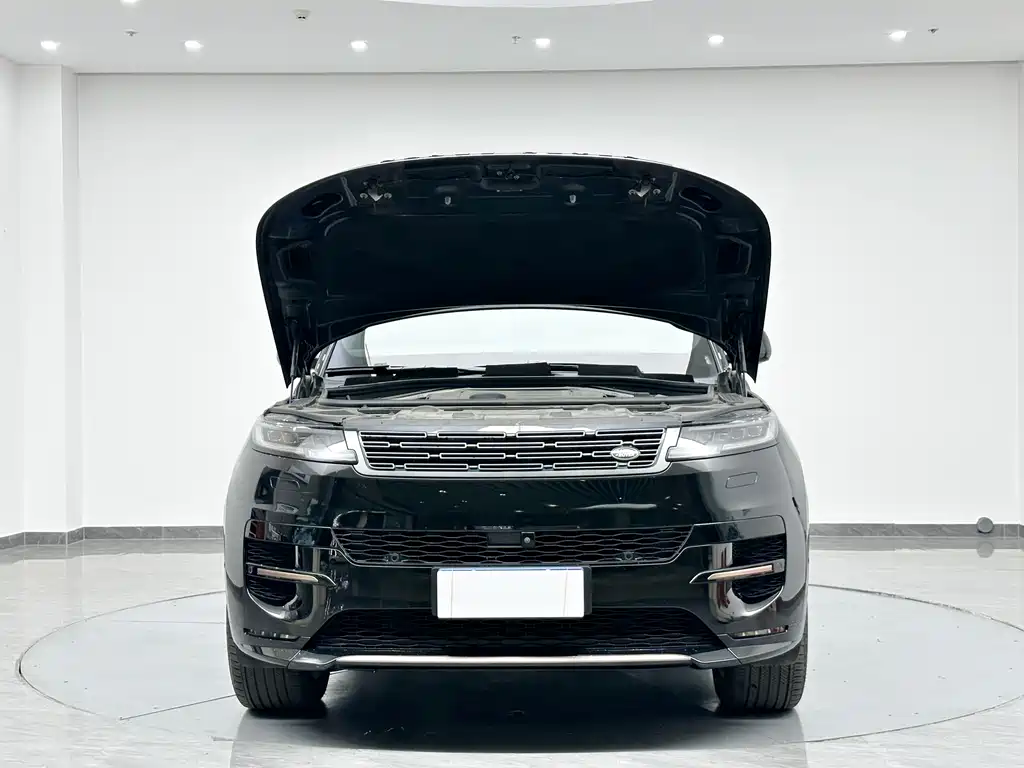 Range Rover Sport 2024 400PS Dynamic SE купить на сайте DeffCars