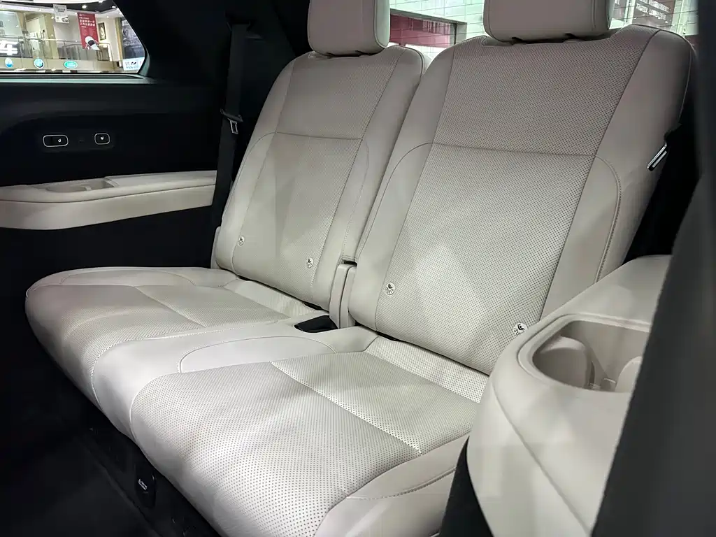Ideal L8 2025 Ultra smart refresh version купить на сайте DeffCars