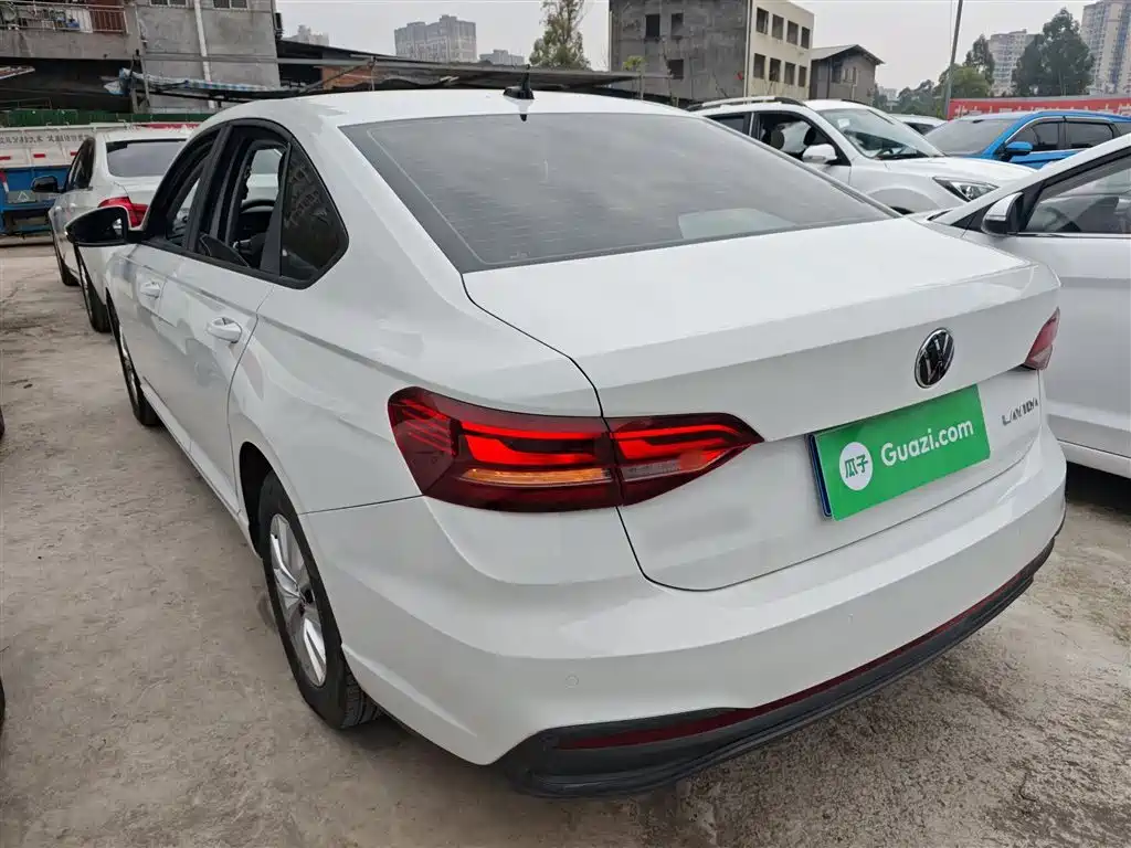 Lavida 2023 facelift 1.5L automatic Deyi version купить на сайте DeffCars