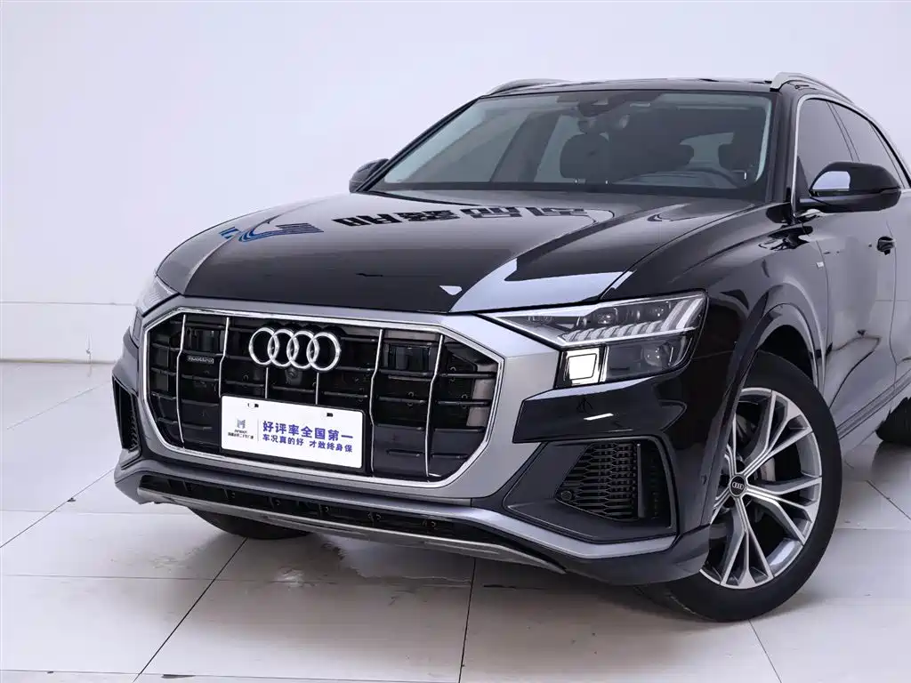 Audi Q8 2023 55 TFSI luxury and dynamic model купить на сайте DeffCars