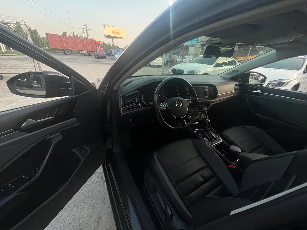 Sagitar 2019 280TSI DSG comfort model National VI купить на сайте DeffCars