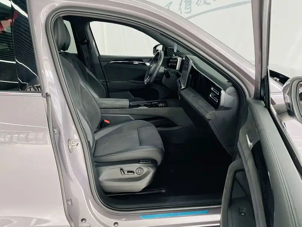 Tiguan L 2024 PRO 380TSI four-wheel drive R-Line Zhizun Edition купить на сайте DeffCars