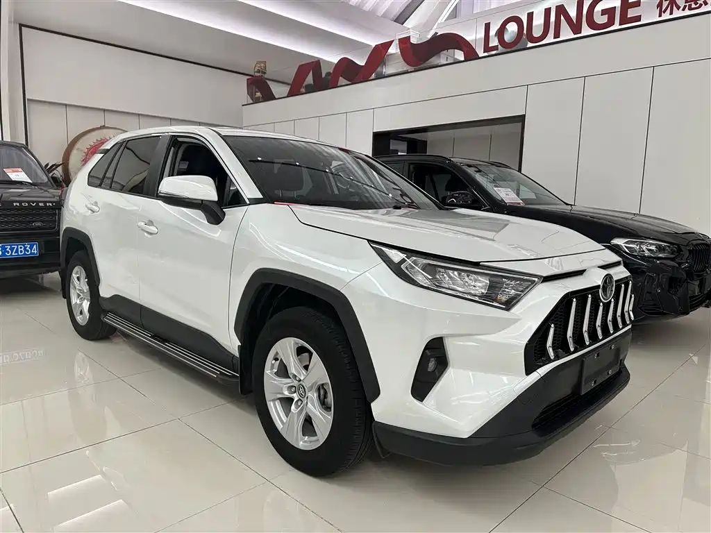 RAV4 Rongfang 2024 2.0L CVT two-wheel drive urban version купить на сайте DeffCars