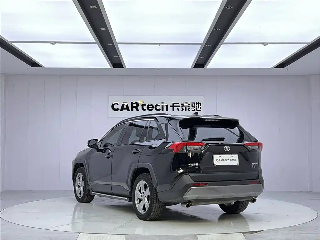RAV4 Rongfang 2022 2.0L CVT two-wheel drive fashion version купить на сайте DeffCars