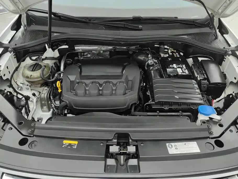 Tiguan L 2024 330TSI automatic two-wheel drive R-Line version купить на сайте DeffCars