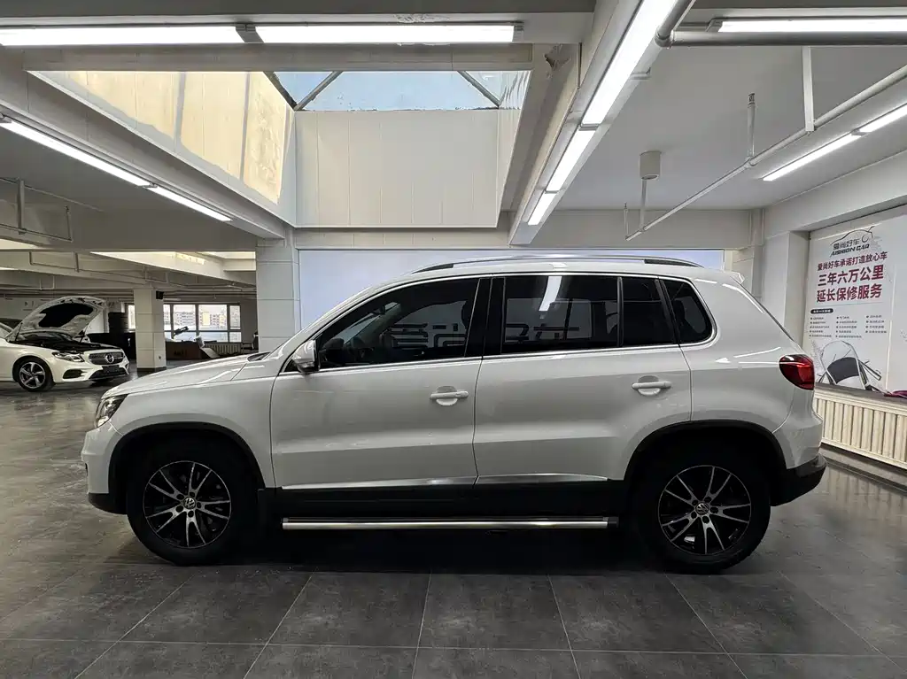 Tiguan 2015 1.8TSI automatic four-wheel drive luxury model купить на сайте DeffCars