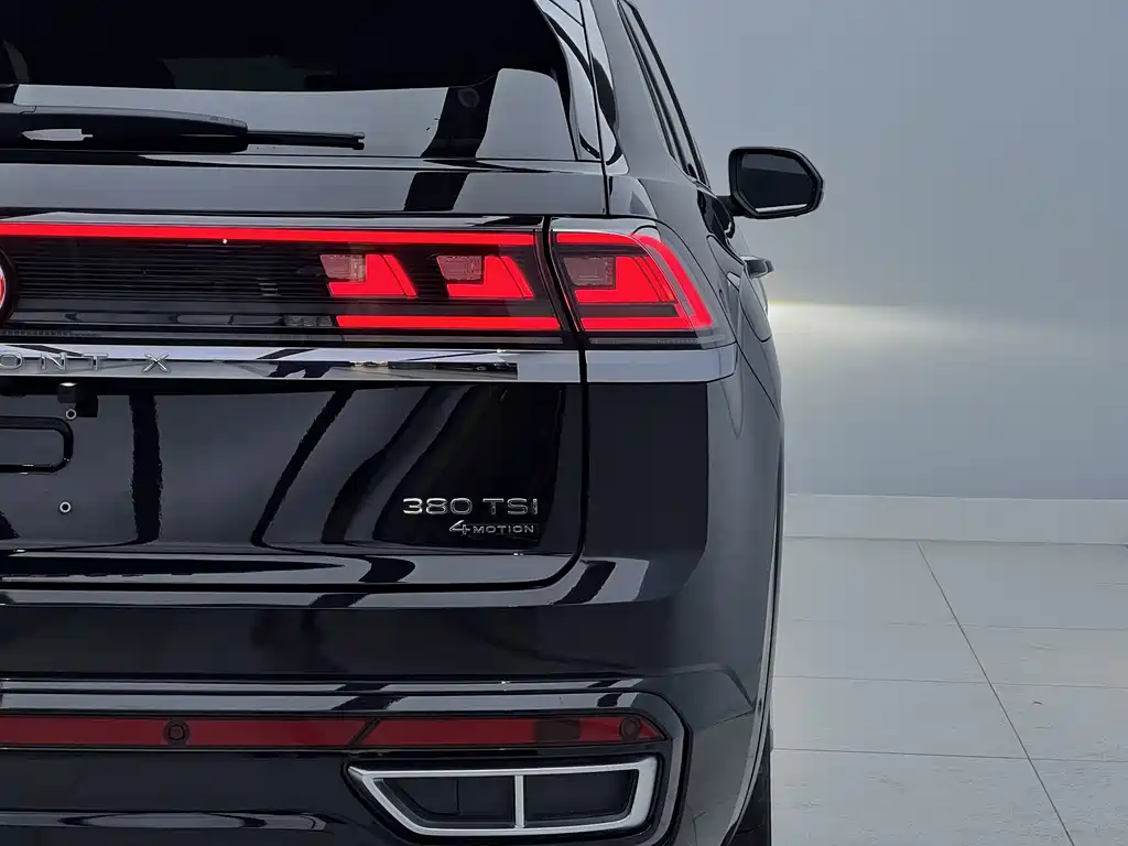 Touron 2023 Touron X facelift 380TSI four-wheel drive luxury version купить на сайте DeffCars