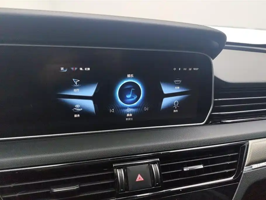 Hongqi HS5 2022 facelift 2.0T Zhilian Flagship Edition купить на сайте DeffCars
