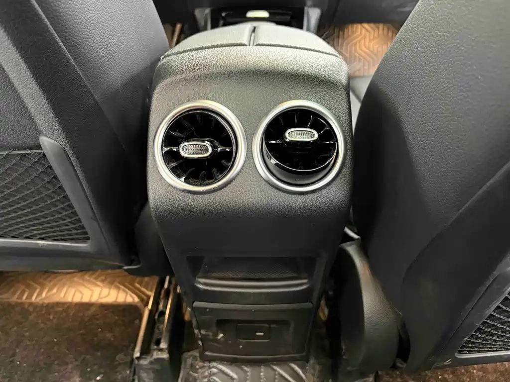 Mercedes-Benz GLB 2023 GLB 220 Fashion Model купить на сайте DeffCars