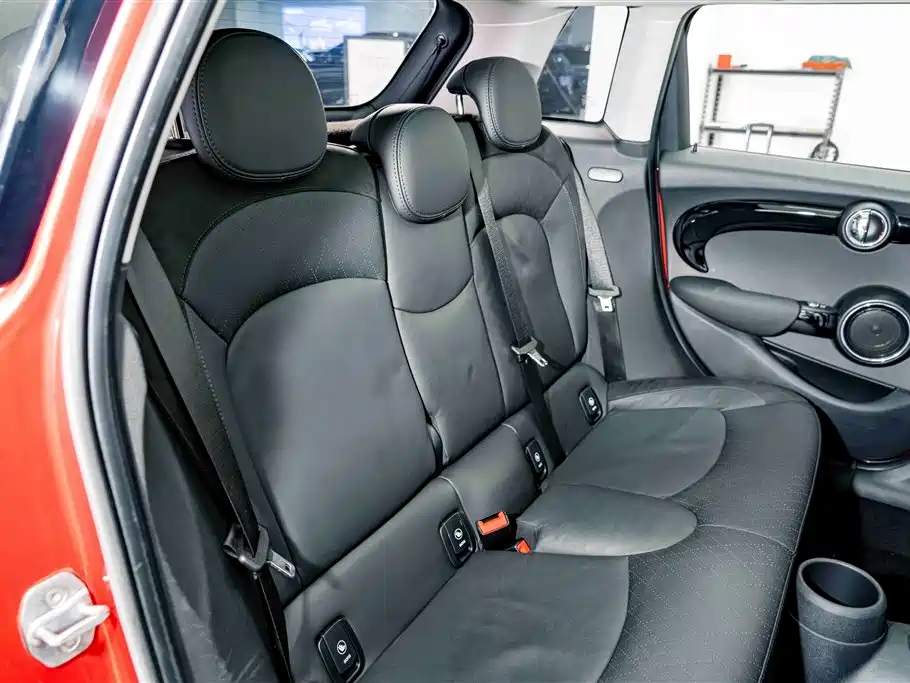 Mini 2020款 1.5T COOPER 五门日不落红限量版 купить на сайте DeffCars